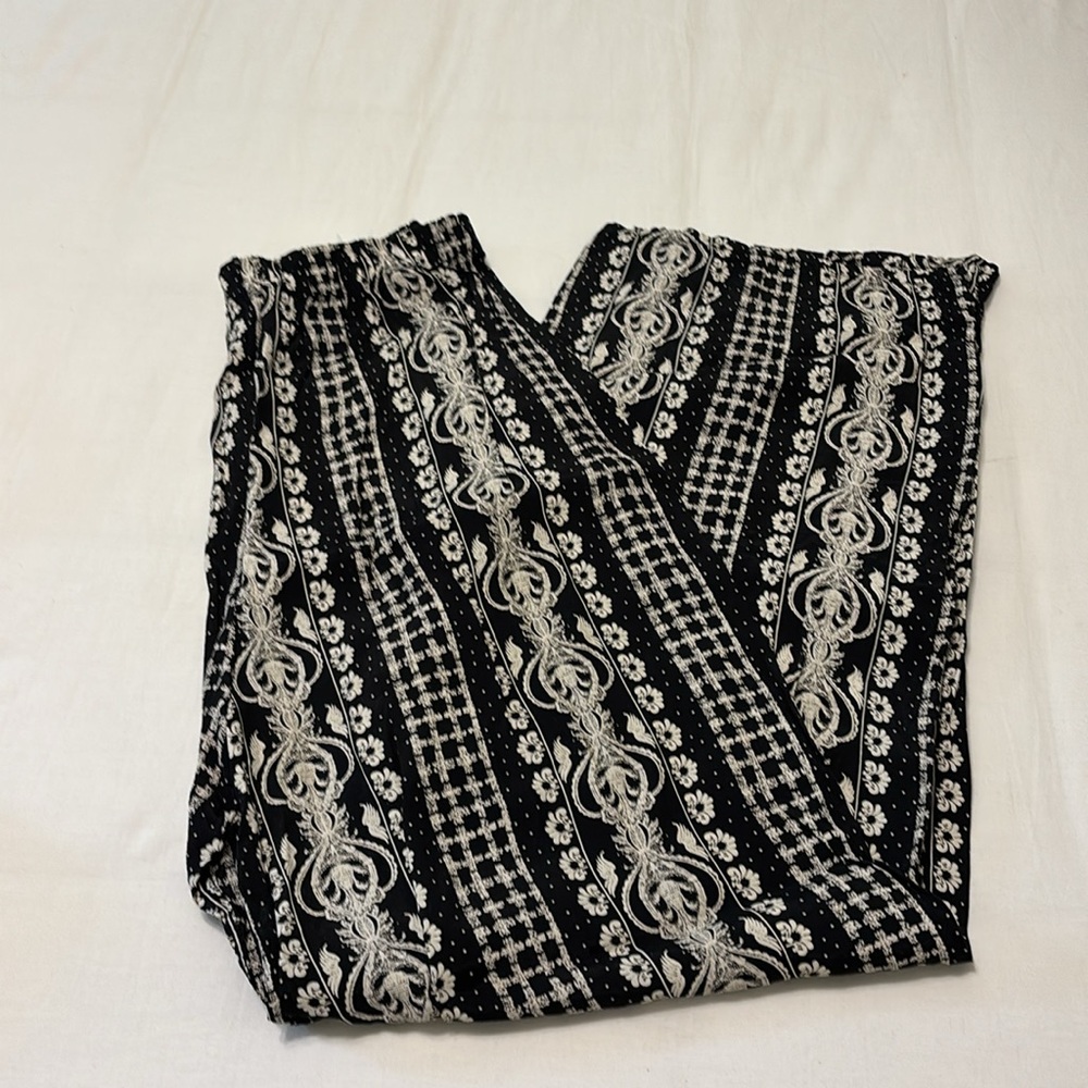 Black and White Patterned Pants